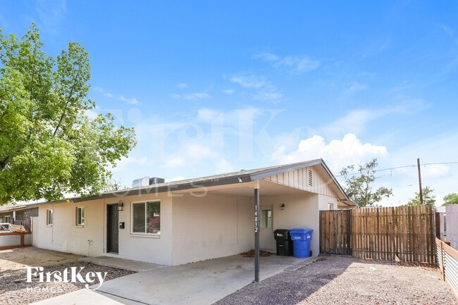 Photo - 14832 N 35th Pl