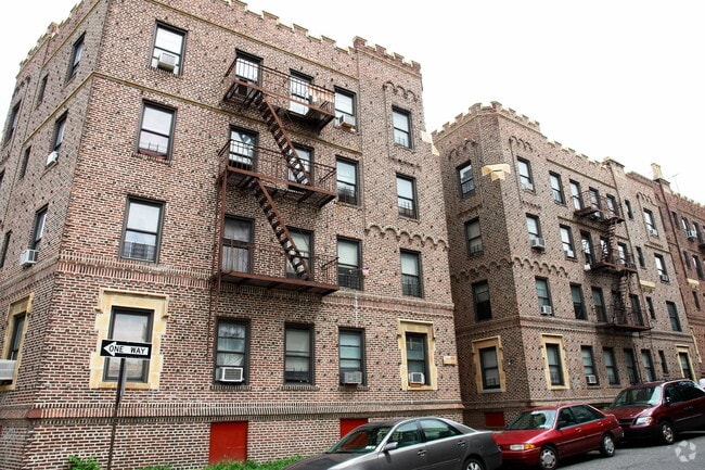 139-09 34th Rd