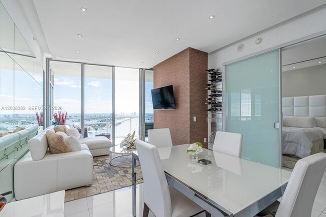 Photo - 1100 Biscayne Blvd Unit 4103