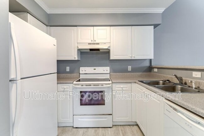Photo - 502 Shortfin Dr
