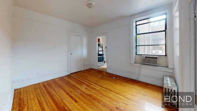 356 South First Street - 356 South First Street Apartment Unit 32