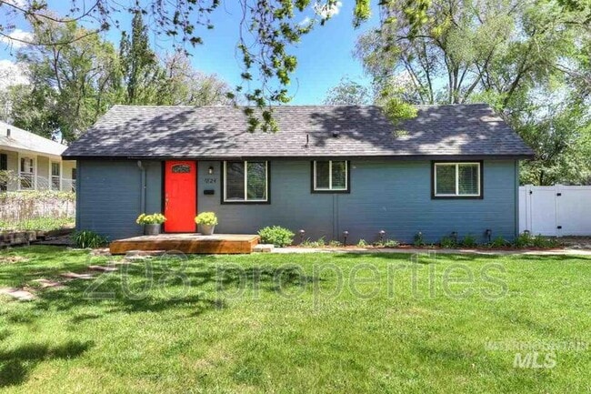 Photo - 1824 Abbs St Casa