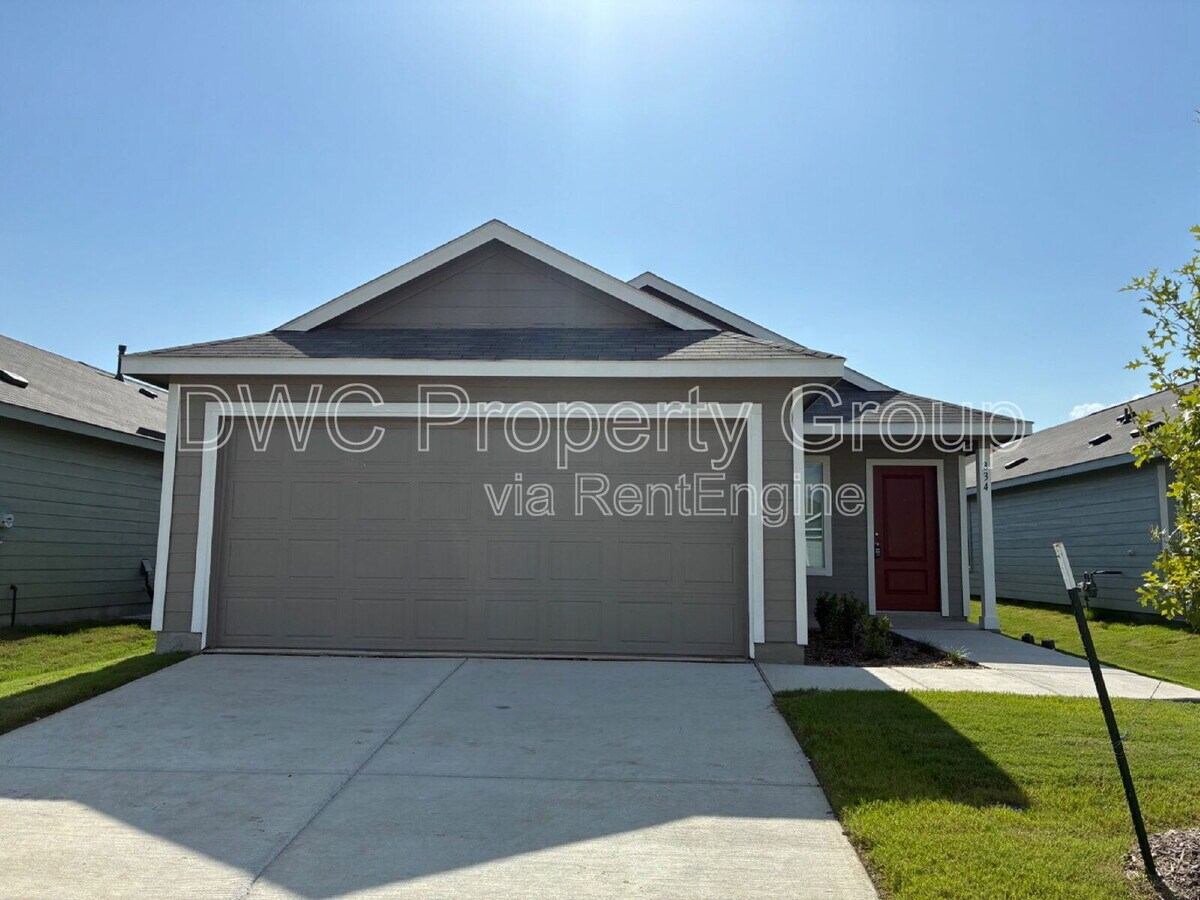 Photo - 834 Princeton Dr House