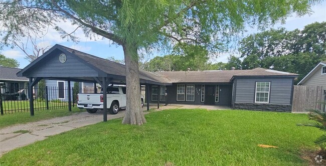 Building Photo - 5523 Firefly St Rental