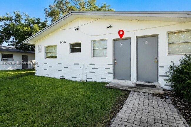 Building Photo - 13651 SW 268th St Unit 8