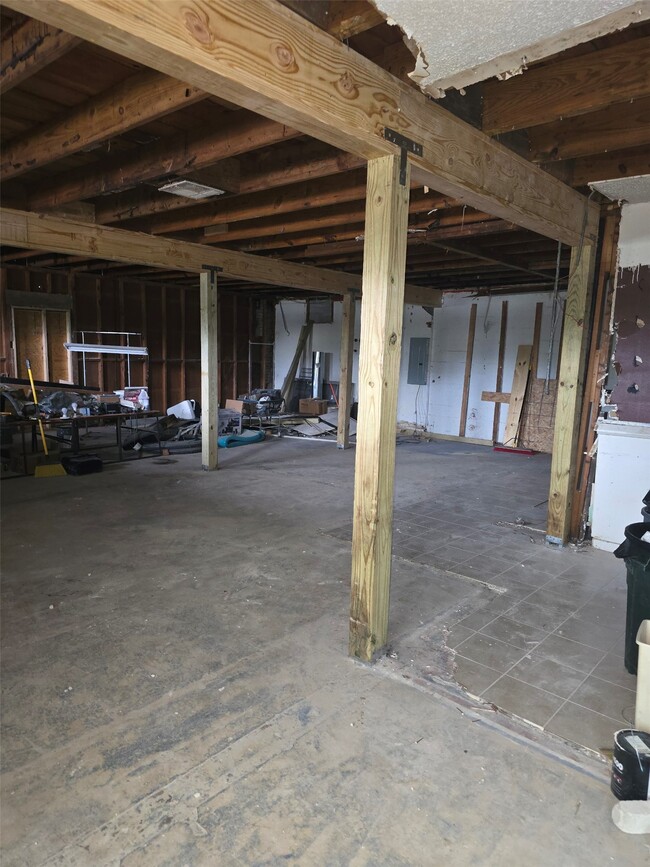 Photo - 3619 Reed Rd