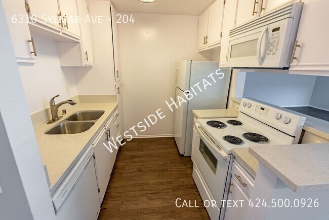 Photo - 6310 Sylmar Ave Unidad 204