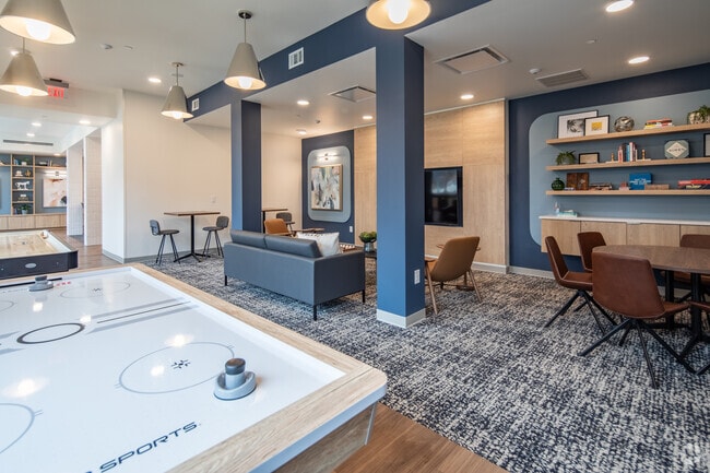 Clubhouse - Nexus On Holmes