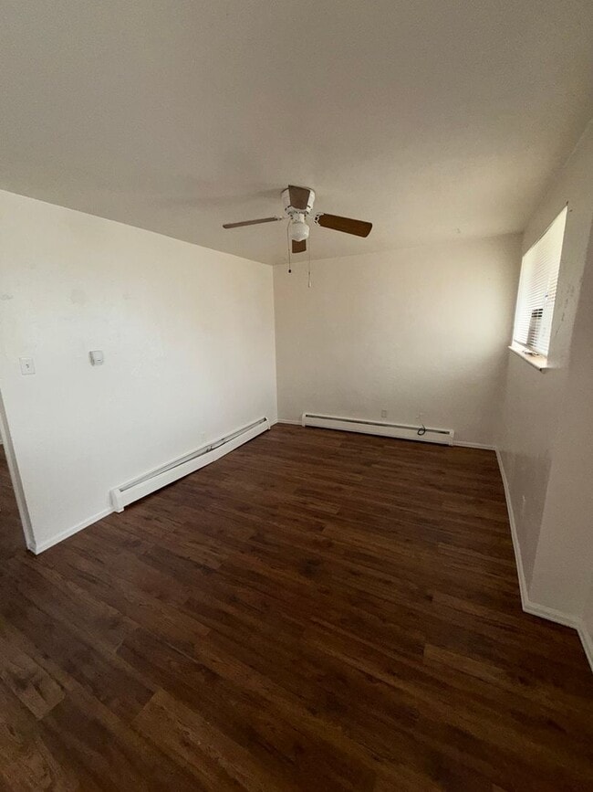 Photo - 14KNO3839 Unit East-1