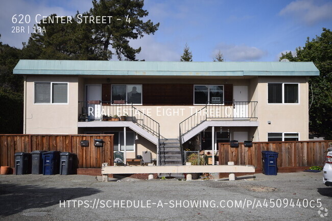 Building Photo - Capitola 2 Bed / 1 Bath 2nd Story Apartment Unit 4