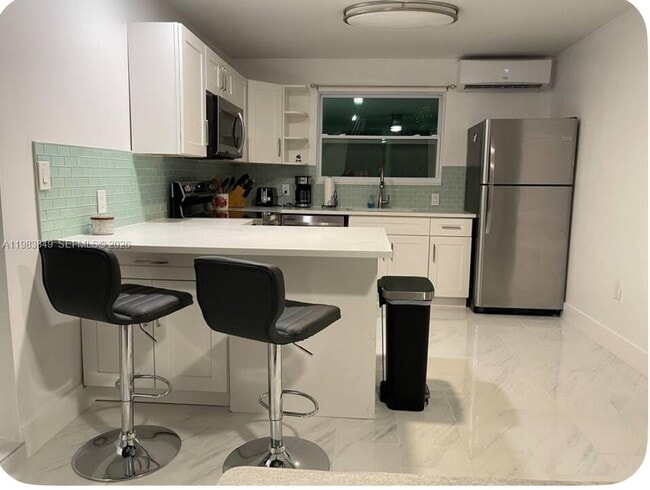 Photo - 1432 NE 5th Ave Unit 2