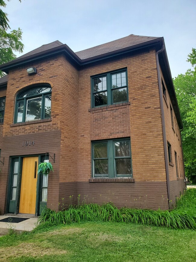 Photo - 1914 18th Ave Unidad 3