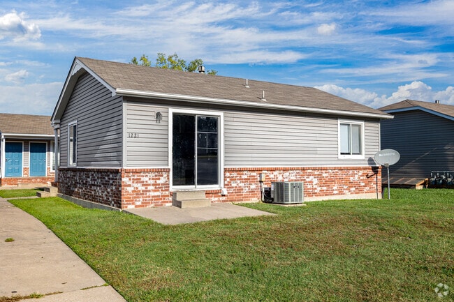 Photo - Parkview Townhomes
