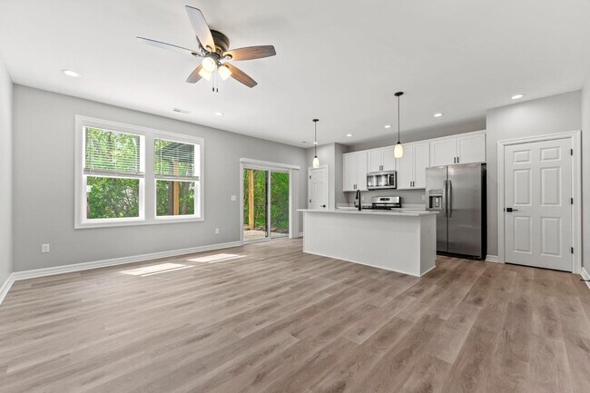 Photo - 11532 Willowbrook Rd