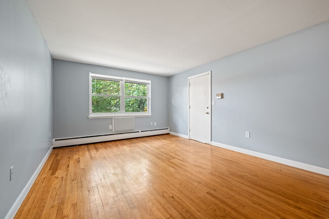 106 Central Ave