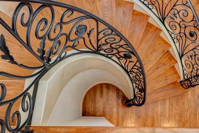 Photo - 5410 Valerie St