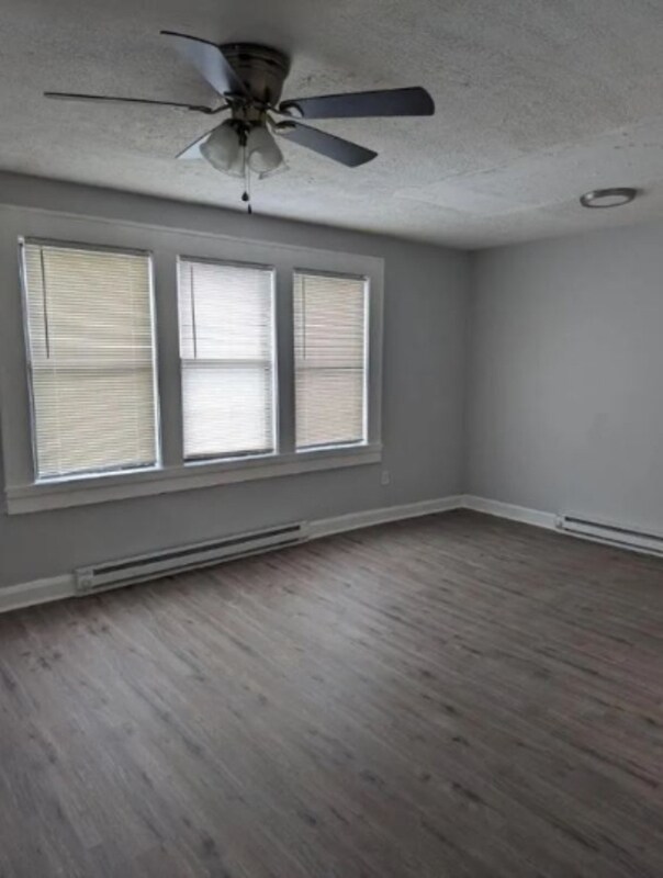 Photo - 439 Mcgregor Ave