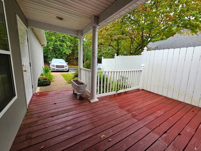 Photo - 602 Mockingbird Way