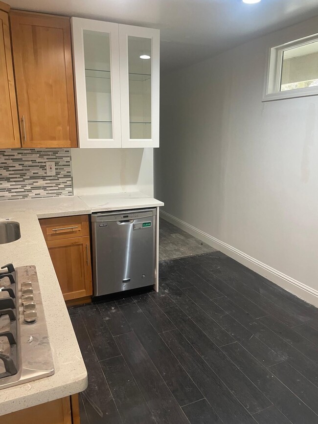 Photo - 616 Aleta Pl Unit Lower