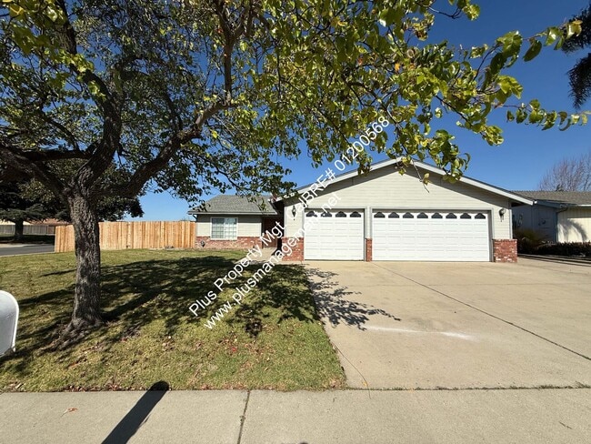 NE Large Corner Home is Located Near Tunne... - NE Large Corner Home is Located Near Tunne...