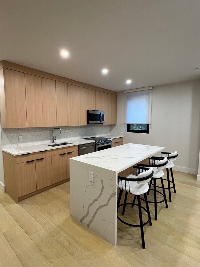 Photo - 244 Water St Unit 3