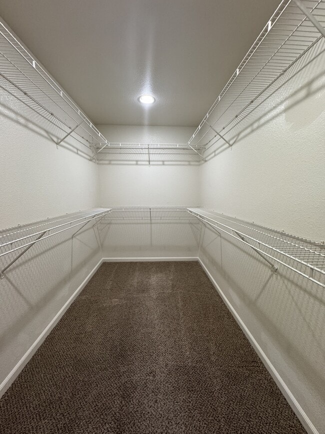 Photo - 361 Royal River Dr