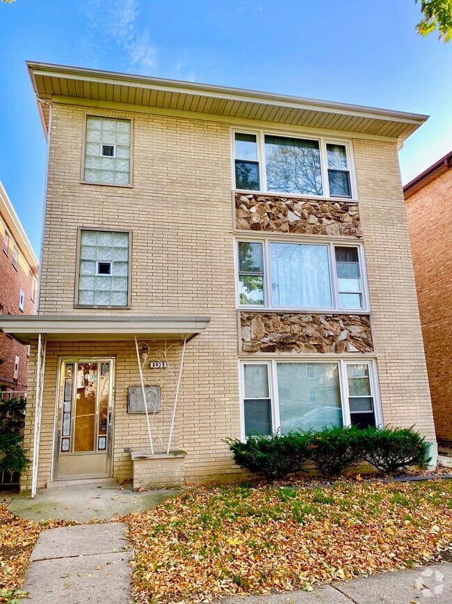 Building Photo - 8629 W Summerdale Ave Unit 2 Rental