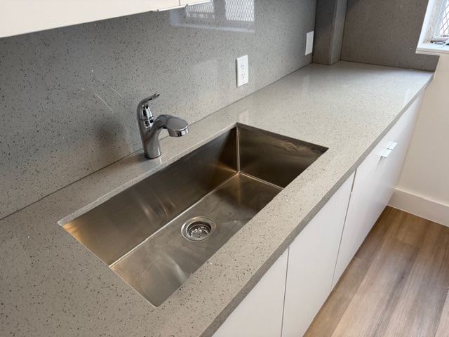 Photo - 1044 Michigan Ave