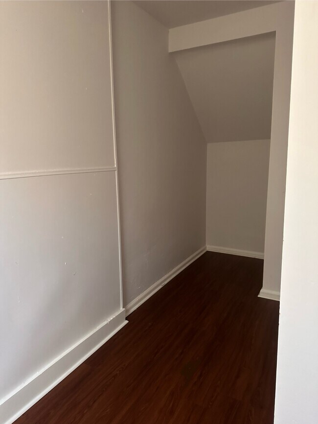 Bonus Space - 7445 Arleta Blvd