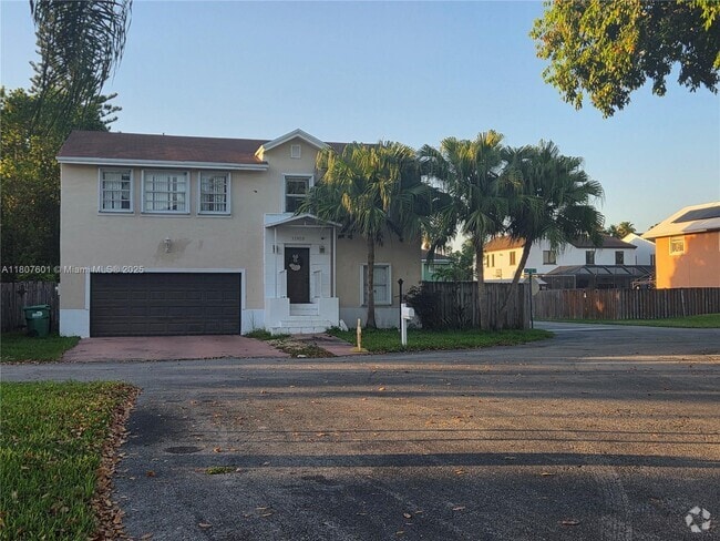 Building Photo - 11903 SW 273rd St Rental