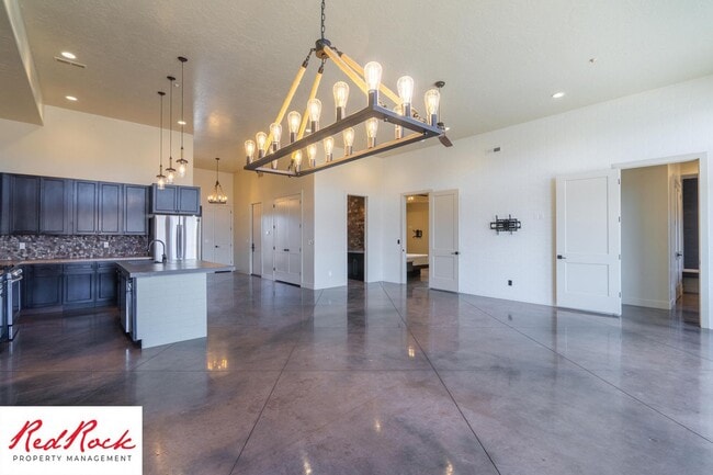 Photo - 4 Bedroom Luxury Home Near Sand Hollow