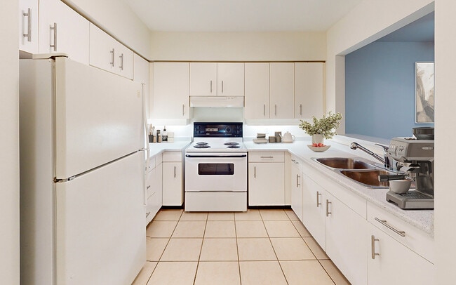 Photo - Spacious 1bd/1ba at Broadway & Alma Unit TYPE B/E