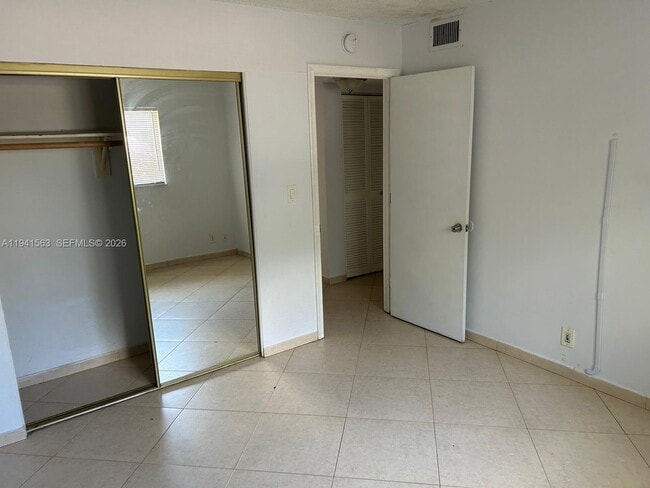 Photo - 1111 SW 4th St Unit 1