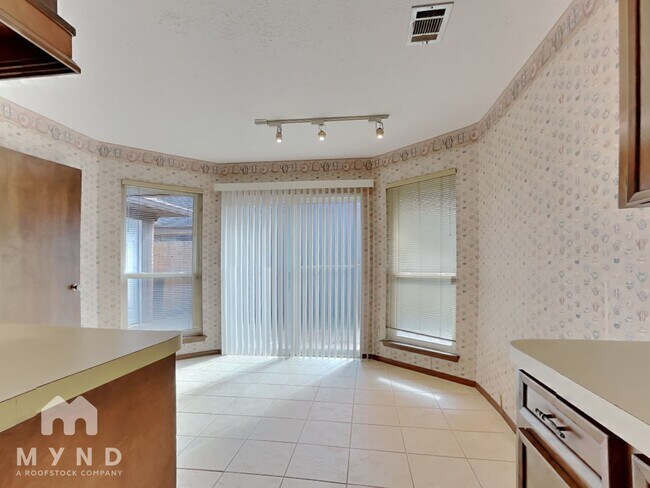 Photo - 7310 Treewater Dr