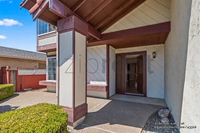 Photo - 33525 Bardolph Cir