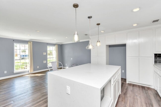 Photo - 12418 Mill Ridge Dr