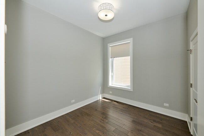 Bedroom 1 - 1338 W Cullerton St