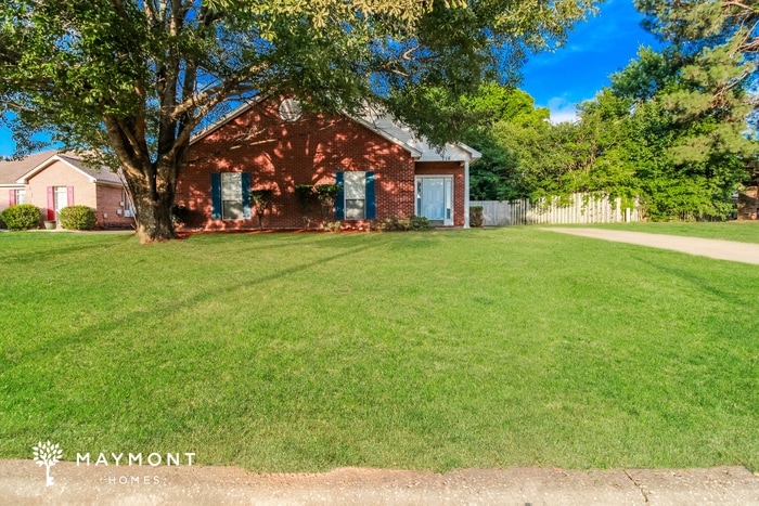 Photo - 718 Sandy Ridge Ct