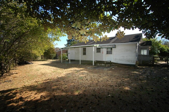 Photo - 4110 Broyles Ave SW