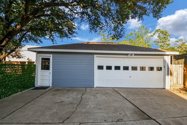 Photo - 7310 Ridge Oak Dr