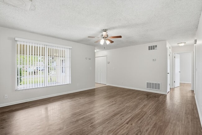 Photo - 8362 Kipling Ct