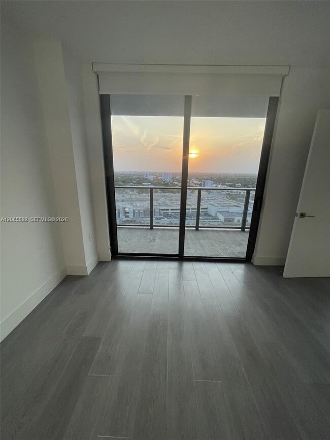 Photo - 121 NE 34th St Unit 1810