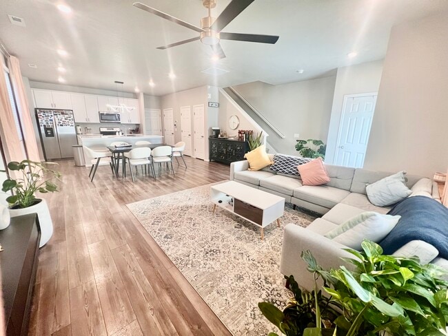 Photo - 12248 Dairy St