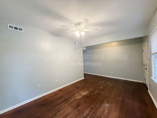 4 Woodall Court