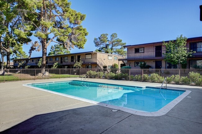 Photo - 1 Bedroom Condo close to UNLV & The Strip