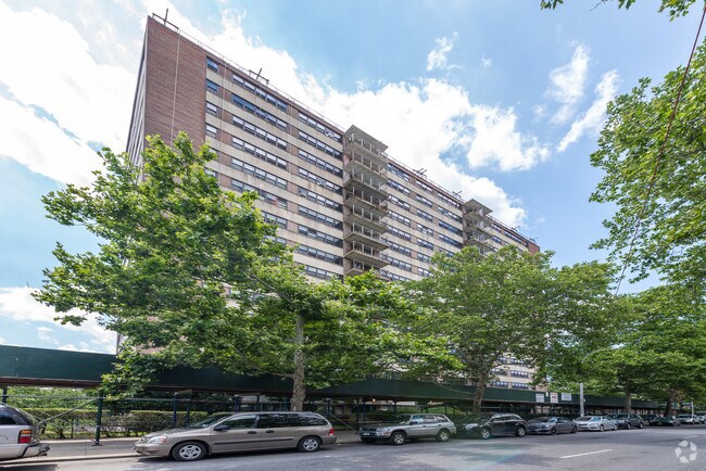 Photo - Mutual Apartments, Inc