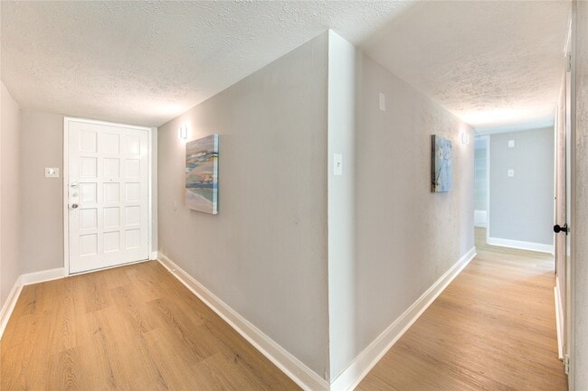 Photo - 15515 Mira Monte Dr