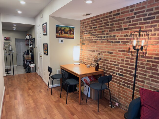 Photo - 450 Federal St