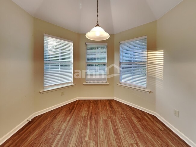 Photo - 5927 Peterson Ridge Ln