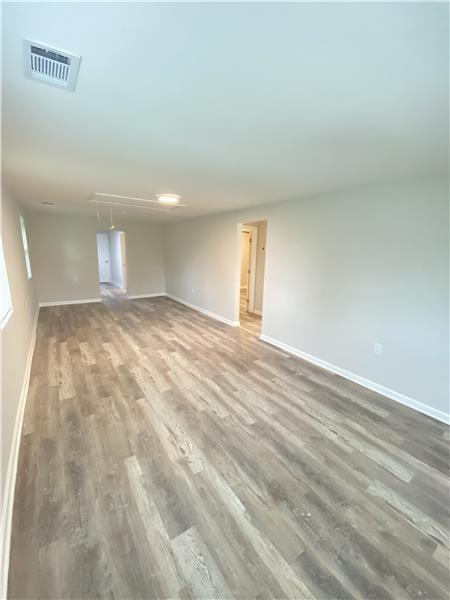 Photo - 2023 Gugel St